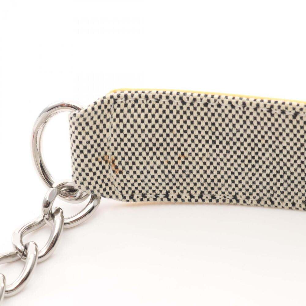 CHANEL Black Leather Shoulder Bag - Picture 9 of 11